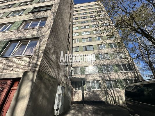 Продам двухкомнатную (2-комн.) квартиру, Бестужевская ул, 81, Санкт-Петербург г