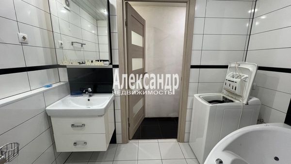Продам однокомнатную (1-комн.) квартиру, Приморская ул, 50, Выборг г