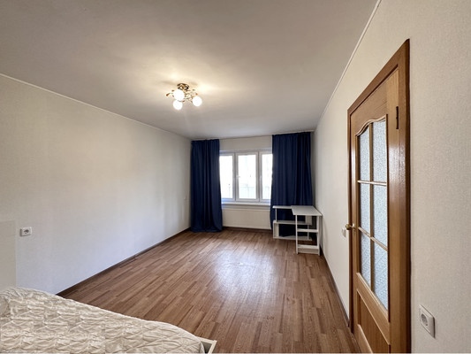 Продам однокомнатную (1-комн.) квартиру, Космонавтов пр-кт, 65к9, Санкт-Петербург г
