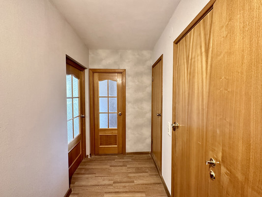 Продам однокомнатную (1-комн.) квартиру, Космонавтов пр-кт, 65к9, Санкт-Петербург г