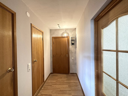 Продам однокомнатную (1-комн.) квартиру, Космонавтов пр-кт, 65к9, Санкт-Петербург г