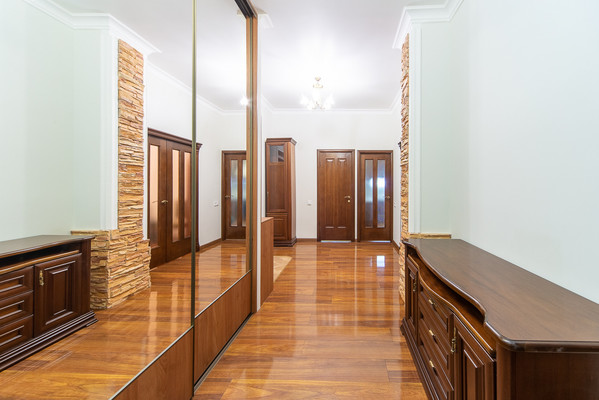 Продам двухкомнатную (2-комн.) квартиру, 3-е почтовое отделение ул, 55, Люберцы г