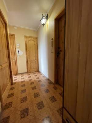 Продам трехкомнатную (3-комн.) квартиру, Королева пр-кт, 4к1, Ростов-на-Дону г