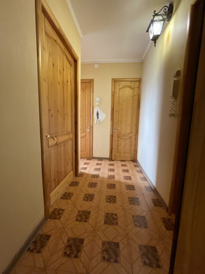 Продам трехкомнатную (3-комн.) квартиру, Королева пр-кт, 4к1, Ростов-на-Дону г