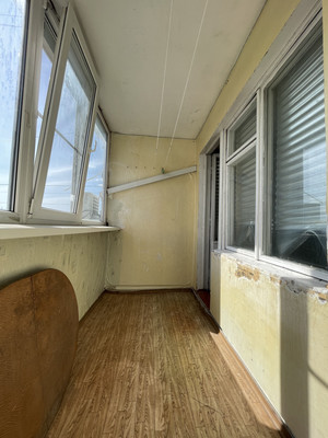 Продам трехкомнатную (3-комн.) квартиру, Королева пр-кт, 4к1, Ростов-на-Дону г