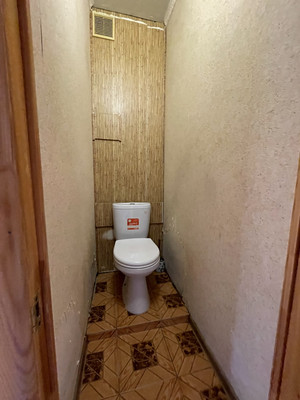 Продам трехкомнатную (3-комн.) квартиру, Королева пр-кт, 4к1, Ростов-на-Дону г