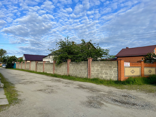 Продам дом, Новоселовская ул, 172, Белореченск г, 0 км от города