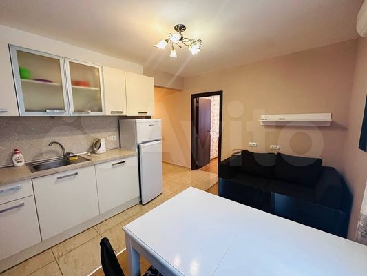 Продам двухкомнатную (2-комн.) квартиру, Королева пр-кт, 9, Ростов-на-Дону г