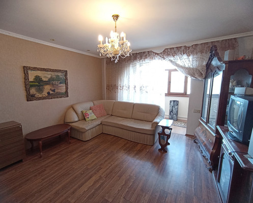 Продам трехкомнатную (3-комн.) квартиру, Д мкр, 55, Новомичуринск г