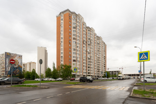 Продам двухкомнатную (2-комн.) квартиру, Маршала Баграмяна ул, 2, Москва г