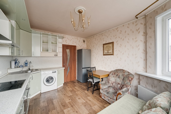 Продам двухкомнатную (2-комн.) квартиру, Маршала Баграмяна ул, 2, Москва г