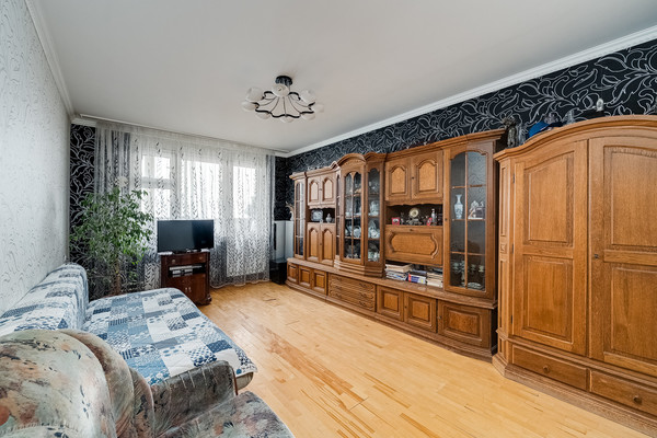 Продам двухкомнатную (2-комн.) квартиру, Маршала Баграмяна ул, 2, Москва г