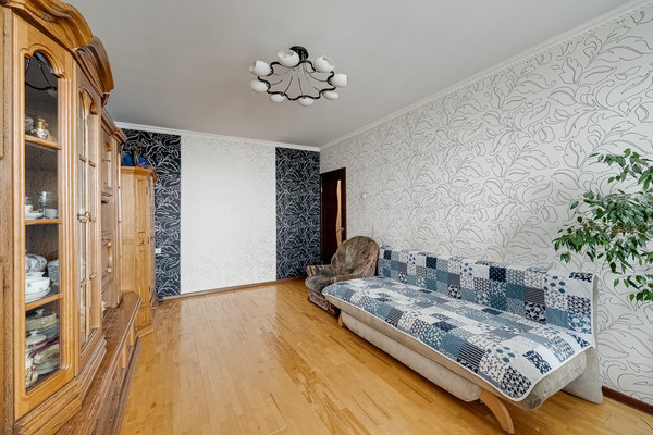 Продам двухкомнатную (2-комн.) квартиру, Маршала Баграмяна ул, 2, Москва г