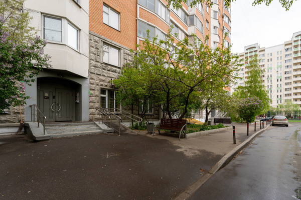 Продам двухкомнатную (2-комн.) квартиру, Маршала Баграмяна ул, 2, Москва г