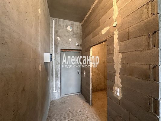 Продам однокомнатную (1-комн.) квартиру, Тихоокеанская ул, 1к1, Парголово п