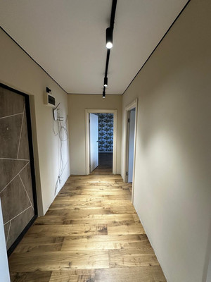 Продам двухкомнатную (2-комн.) квартиру, Бела Куна ул, 19, Симферополь г