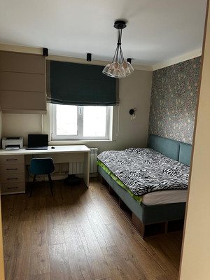 Продам двухкомнатную (2-комн.) квартиру, Бела Куна ул, 19, Симферополь г