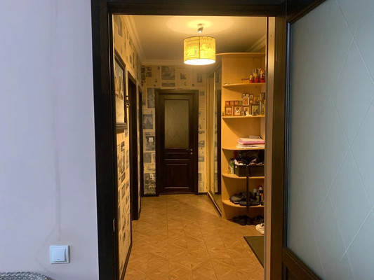 Продам двухкомнатную (2-комн.) квартиру, им. Селезнева ул, 4Б, Краснодар г