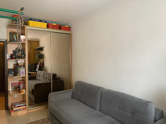 Продам двухкомнатную (2-комн.) квартиру, им. Селезнева ул, 4Б, Краснодар г