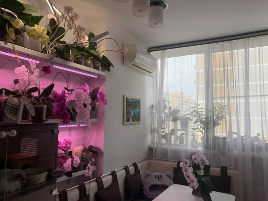 Продам двухкомнатную (2-комн.) квартиру, им. Селезнева ул, 4Б, Краснодар г