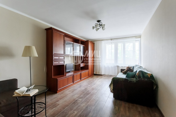 Продам двухкомнатную (2-комн.) квартиру, Короленко ул, 10, Москва г