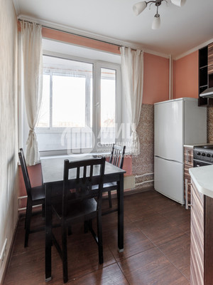 Продам двухкомнатную (2-комн.) квартиру, Короленко ул, 10, Москва г