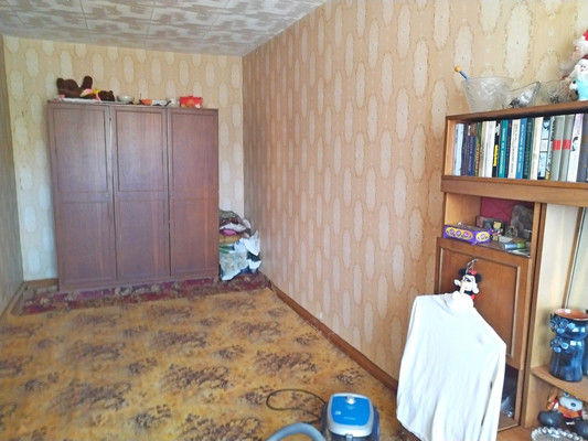 Продам двухкомнатную (2-комн.) квартиру, Карла Либкнехта ул, 6, Нижний Тагил г