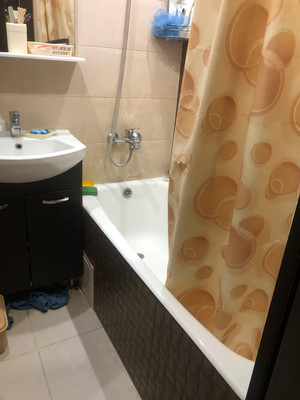Продам двухкомнатную (2-комн.) квартиру, Молдагуловой ул, 10к1, Москва г