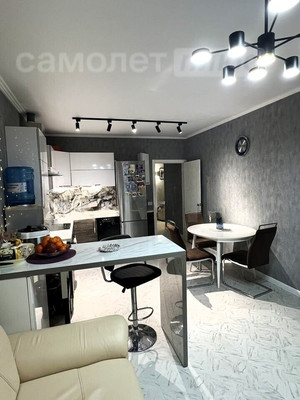Продам трехкомнатную (3-комн.) квартиру, им. писателя Знаменского пр-кт, 6, Краснодар г