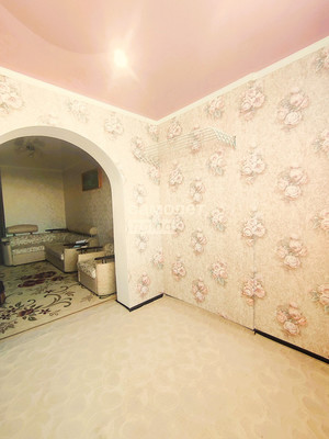 Продам двухкомнатную (2-комн.) квартиру, Автолюбителей ул, 1ю, Краснодар г