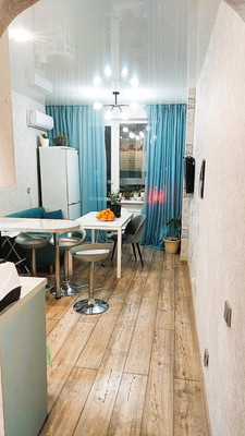 Продам трехкомнатную (3-комн.) квартиру, им. Невкипелого ул, 242к1, Краснодар г