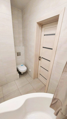 Продам трехкомнатную (3-комн.) квартиру, им. Невкипелого ул, 242к1, Краснодар г