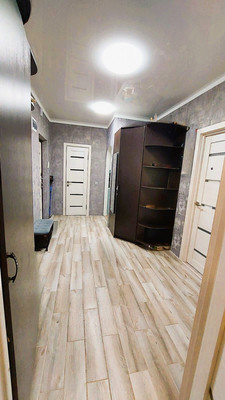 Продам трехкомнатную (3-комн.) квартиру, им. Невкипелого ул, 242к1, Краснодар г