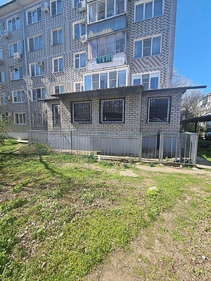 Продам трехкомнатную (3-комн.) квартиру, им. Игнатова ул, 25, Краснодар г