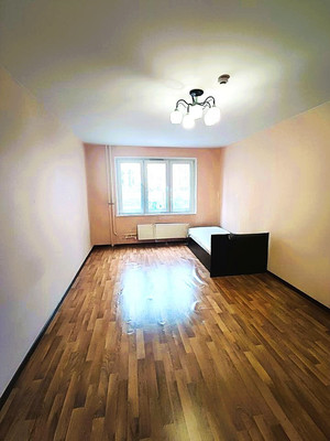 Продам трехкомнатную (3-комн.) квартиру, им. писателя Знаменского пр-кт, 17, Краснодар г