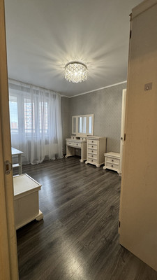 Продам двухкомнатную (2-комн.) квартиру, Рождественская ул, 37, Москва г