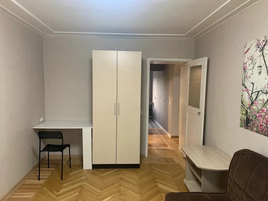 Продам двухкомнатную (2-комн.) квартиру, Ставропольская ул, 129, Краснодар г