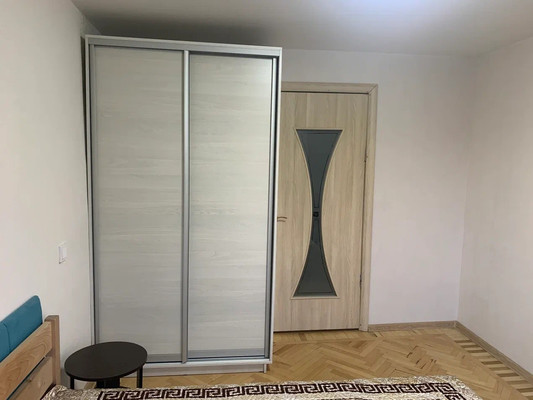 Продам двухкомнатную (2-комн.) квартиру, Ставропольская ул, 129, Краснодар г