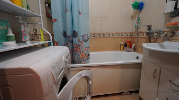 Продам трехкомнатную (3-комн.) квартиру, Ашихина ул, 5, Ставрополь г