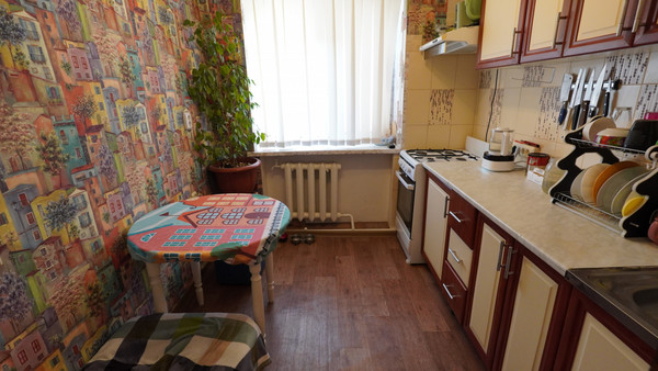 Продам трехкомнатную (3-комн.) квартиру, Ашихина ул, 5, Ставрополь г