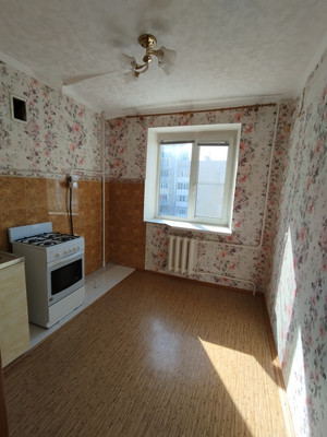 Продам трехкомнатную (3-комн.) квартиру, Советская ул, 81, Волгодонск г