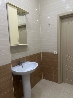 Продам трехкомнатную (3-комн.) квартиру, Баки Урманче ул, 1, Казань г