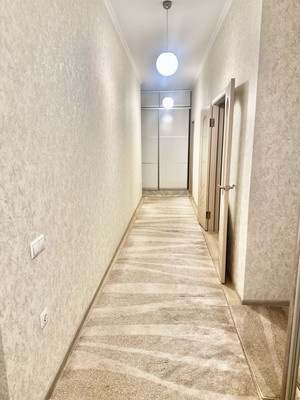 Продам трехкомнатную (3-комн.) квартиру, Баки Урманче ул, 1, Казань г