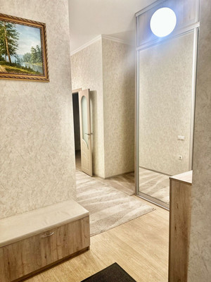 Продам трехкомнатную (3-комн.) квартиру, Баки Урманче ул, 1, Казань г