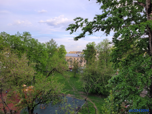 Продам трехкомнатную (3-комн.) квартиру, Измайловская пл, 9к1, Москва г