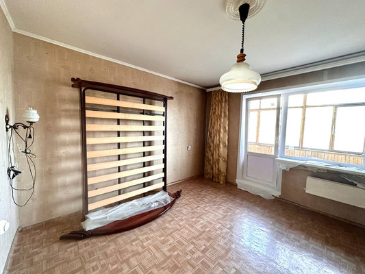 Продам двухкомнатную (2-комн.) квартиру, Взлетная ул, 26, Красноярск г
