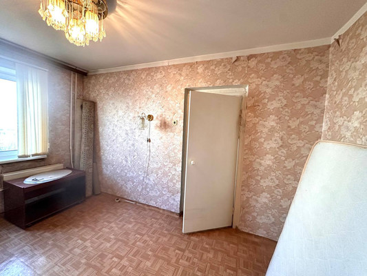 Продам двухкомнатную (2-комн.) квартиру, Взлетная ул, 26, Красноярск г