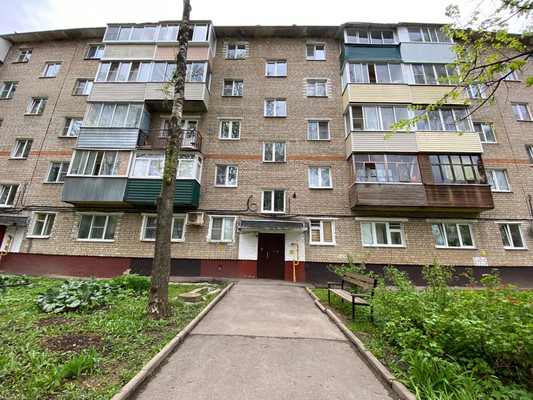 Продам двухкомнатную (2-комн.) квартиру, Профсоюзная ул, 4, Наро-Фоминск г