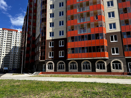 Продам торговое помещение 80 м2, Шоссе в Лаврики ул, , 78к1, Мурино п