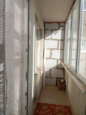 Продам трехкомнатную (3-комн.) квартиру, Гагарина ул, 4, Волгодонск г